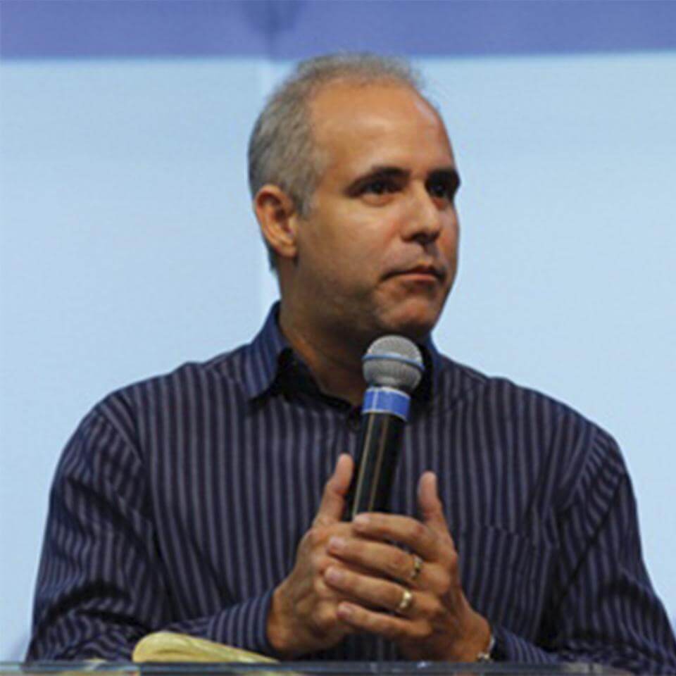 Claudio Duarte, PR.